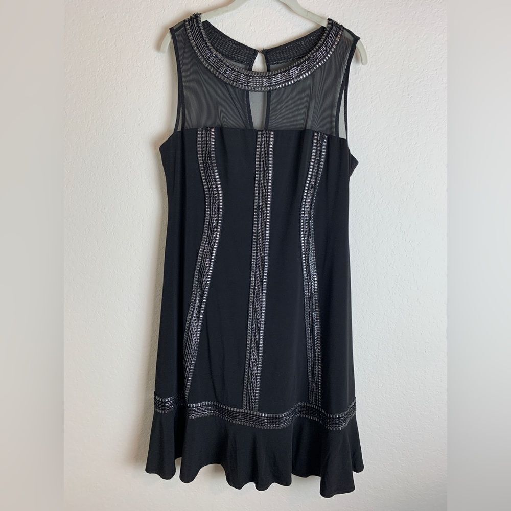 S.L.Fashions little black dress